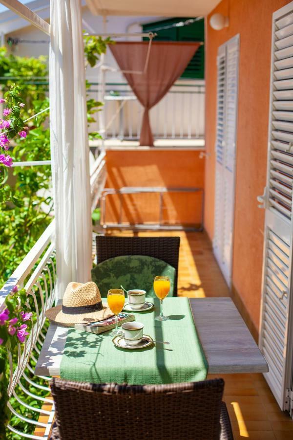 Apartmani "Miso" Podgora Luaran gambar
