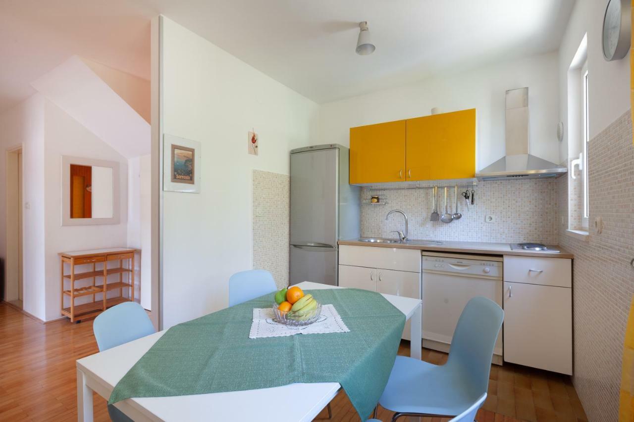 Apartmani "Miso" Podgora Luaran gambar